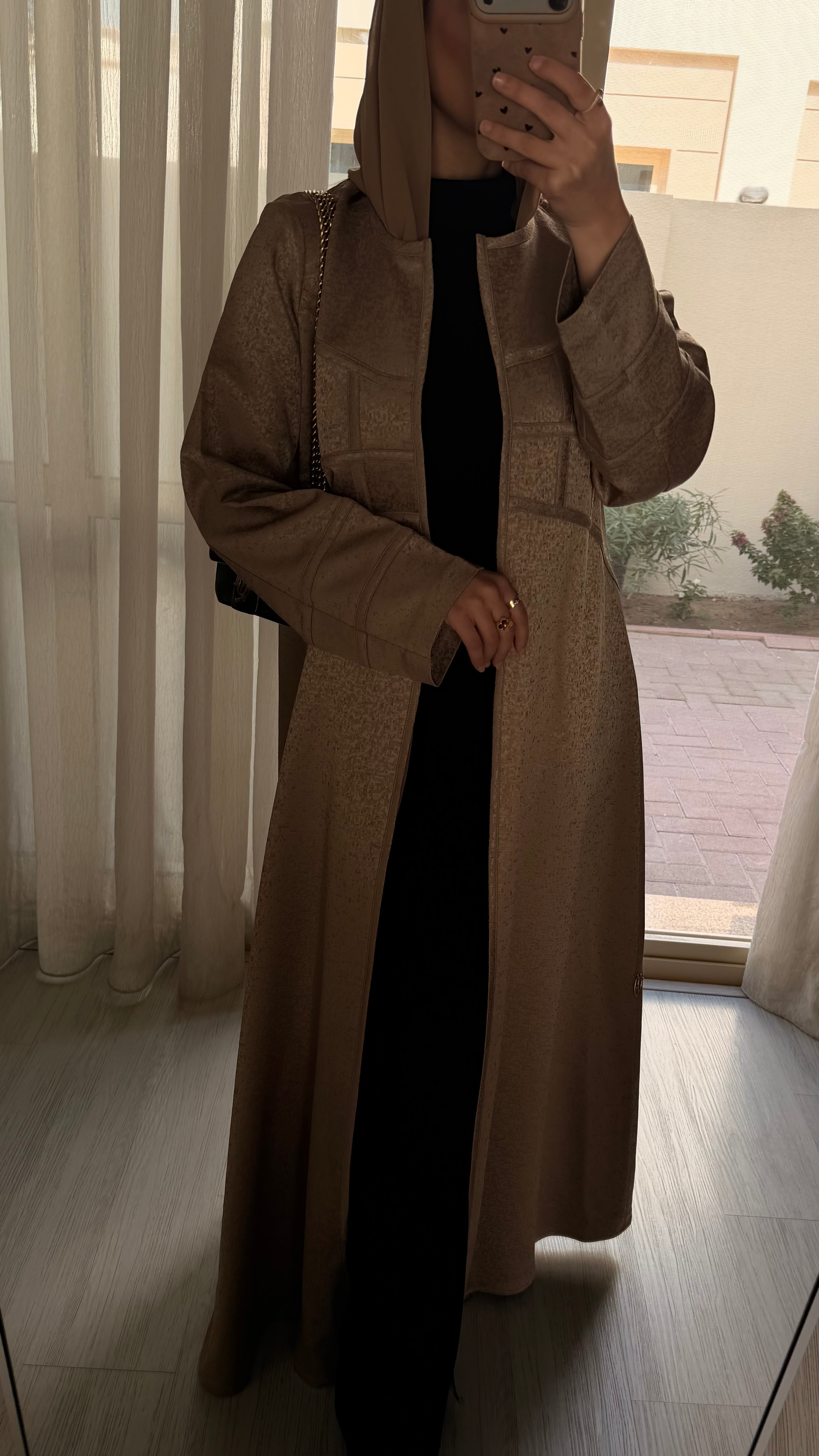 Lumière (Gold Beige)